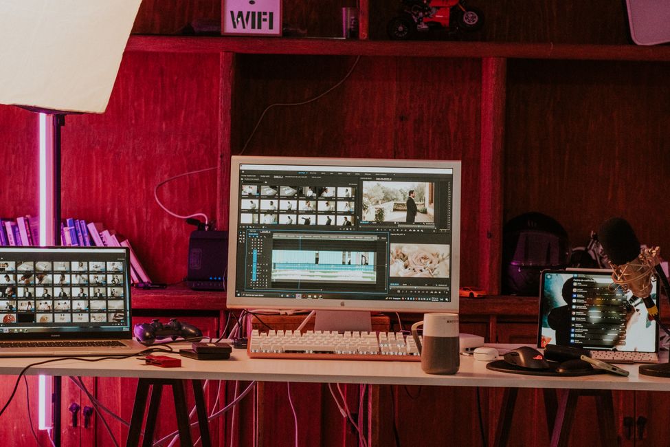 Audio editing creative workspace