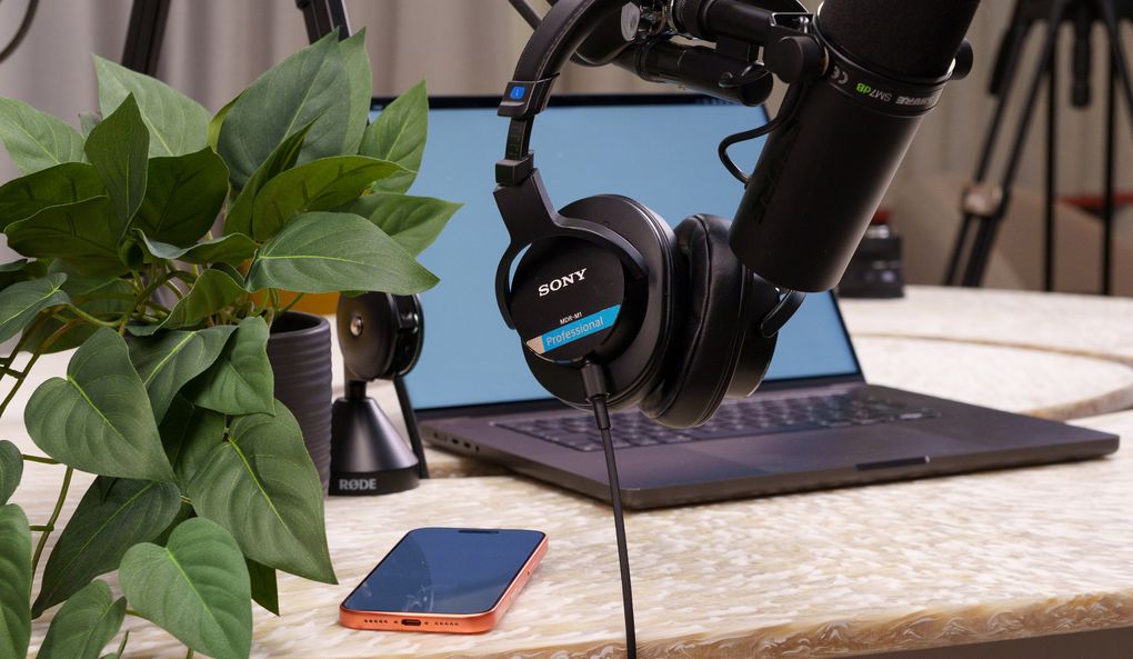 Smartphone showing podcast interface