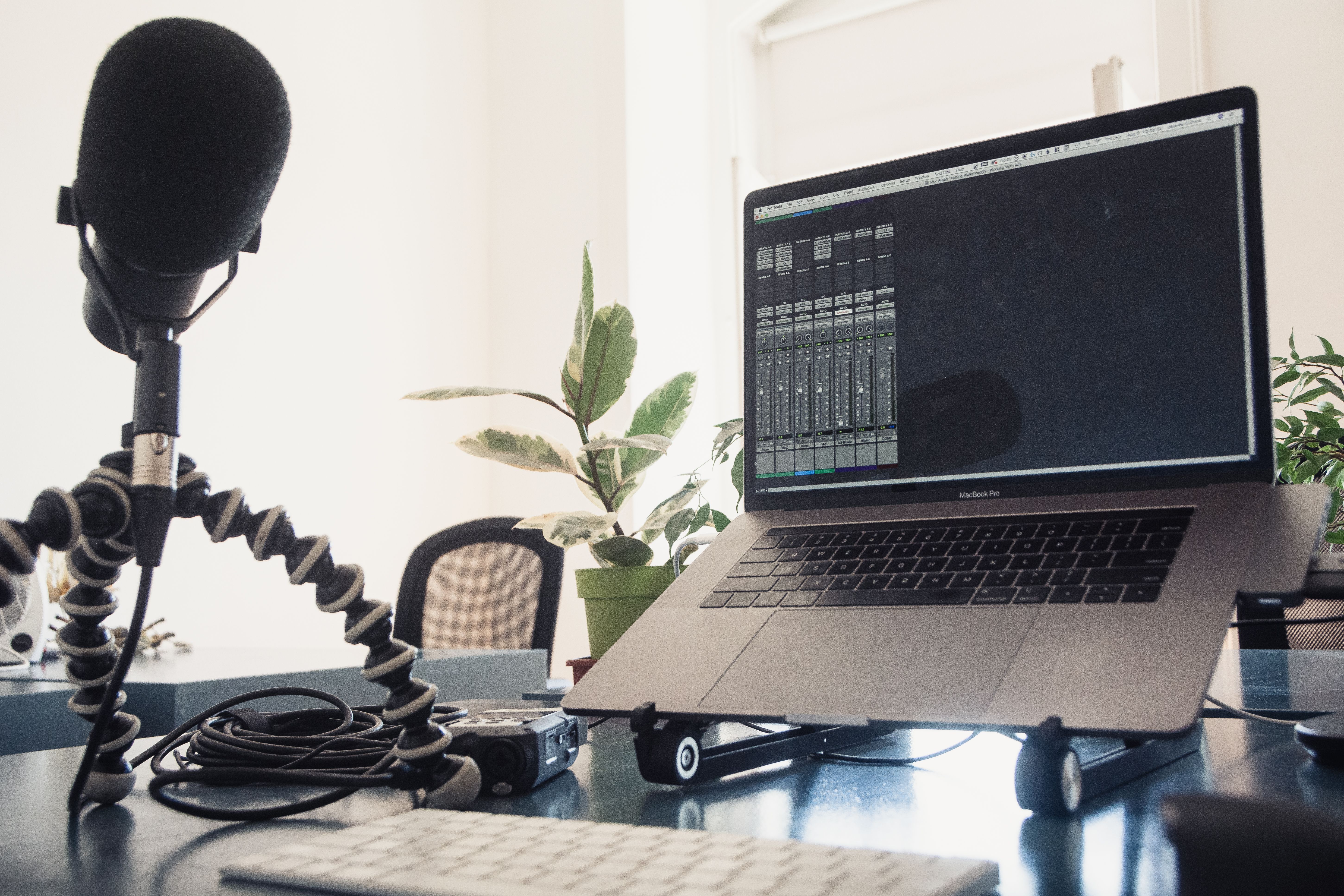podcast studio recording setup