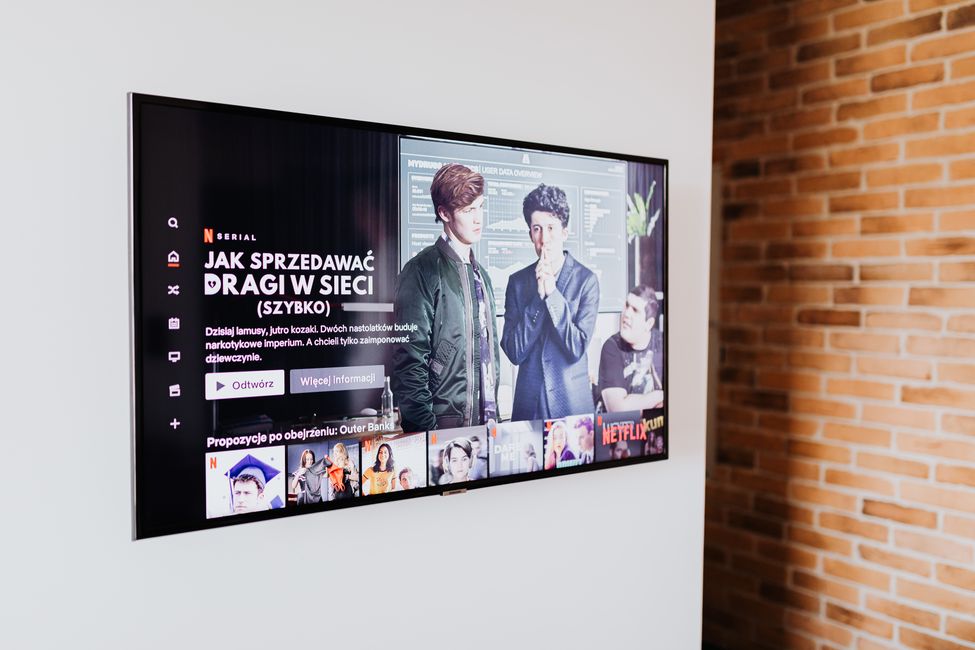 Picture for Apple Podcasts brings video to your television and computer screens