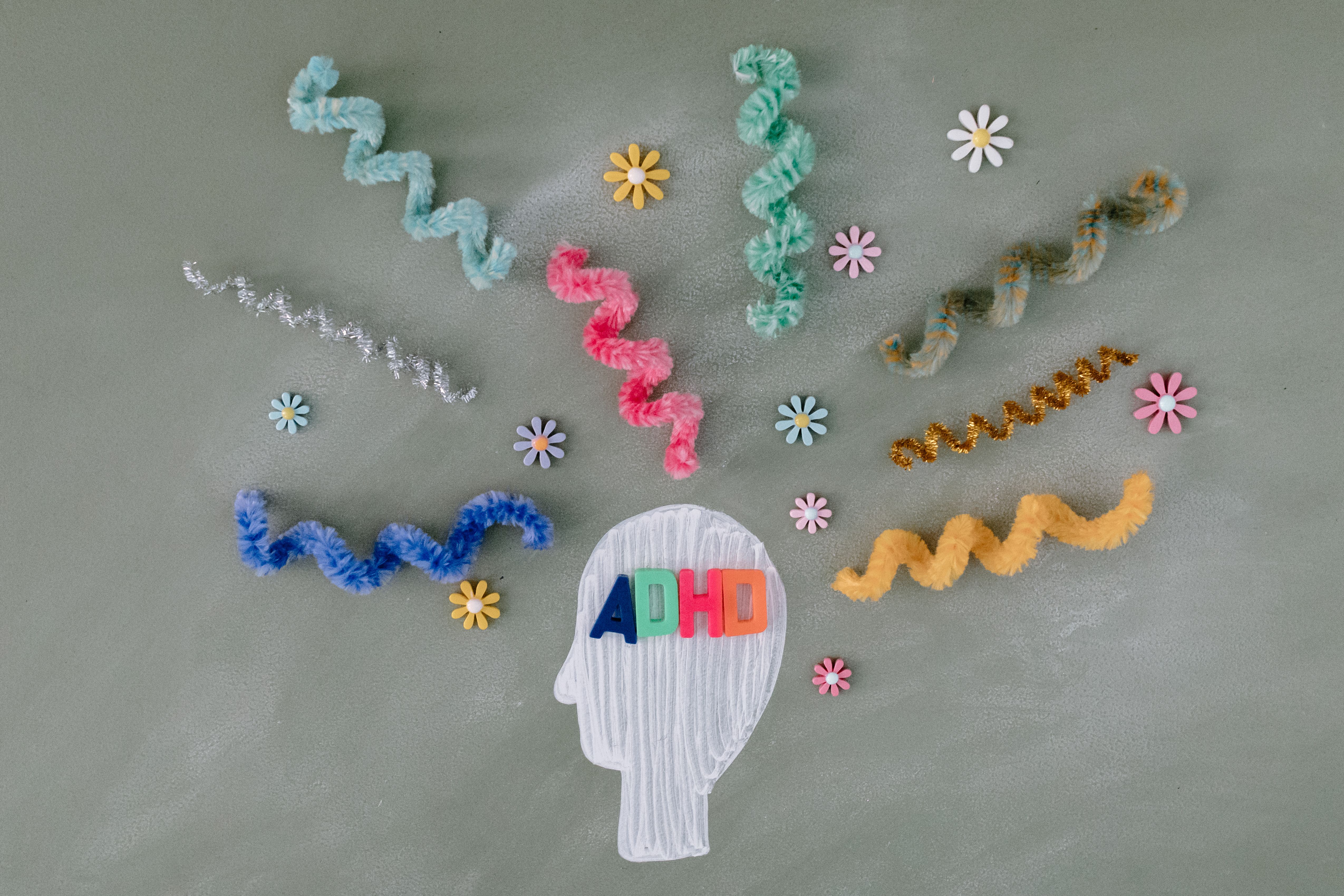 brain illustration with pathways